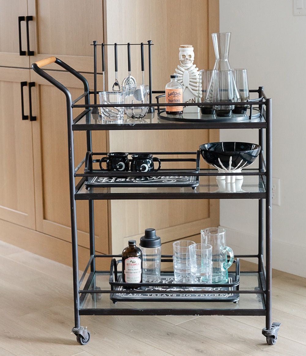 Serving table -ST-007
