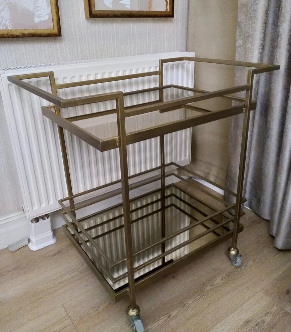 Serving table -ST-012
