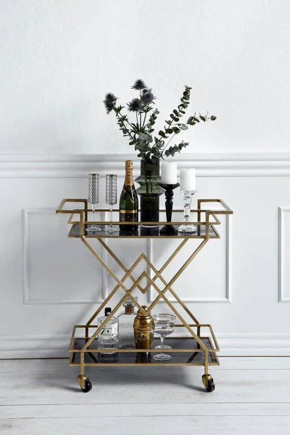 Serving table -ST-004