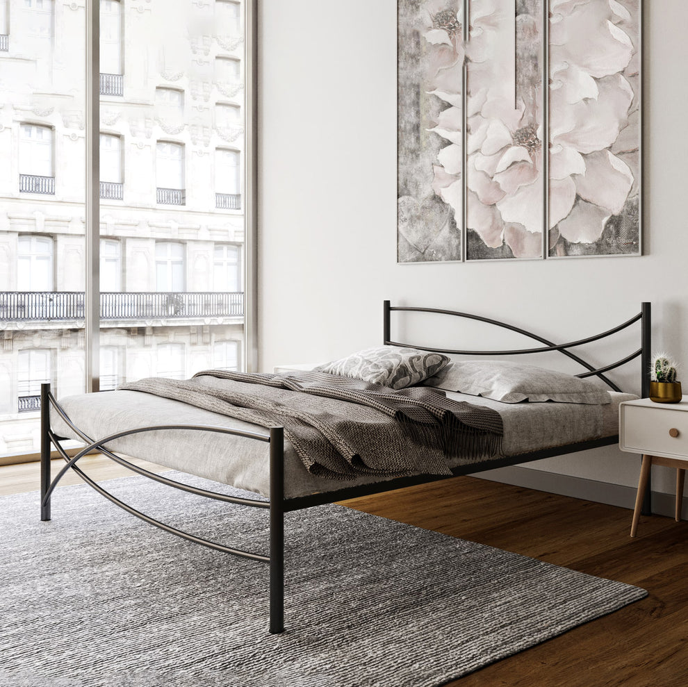 Single metal Bed -B-0018