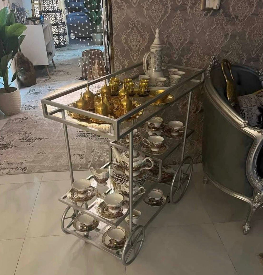 Serving table -ST-020